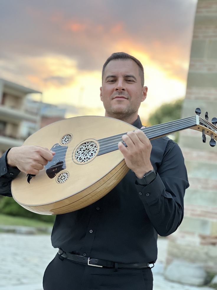 Argyrios Kokoris with the oud at sunset